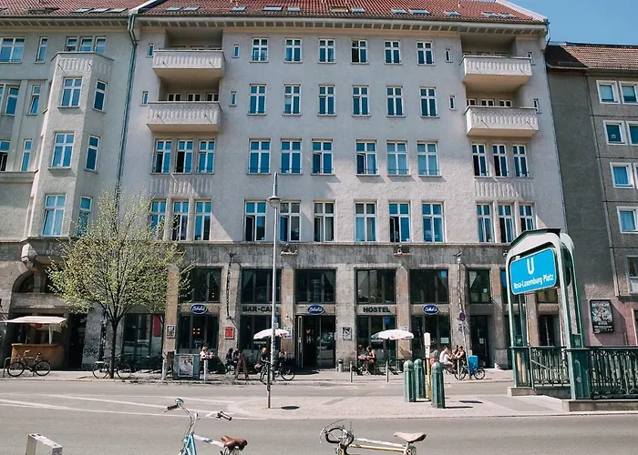 St. Christopher's ApartamentosHostal